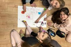 Piątek, w naszej szkole upłynął pod hasłem "Bezpieczne ferie"!